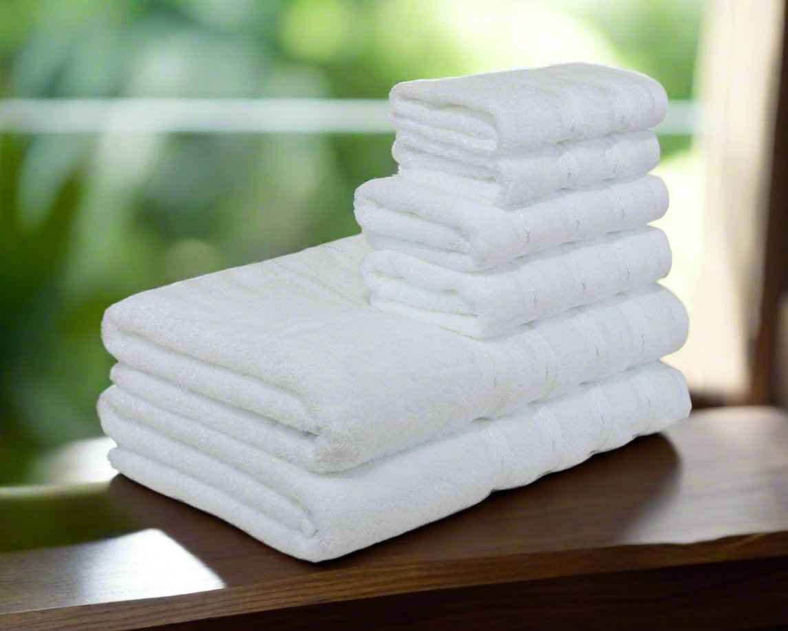 Luxury bathroon towel set with shiny yarn 